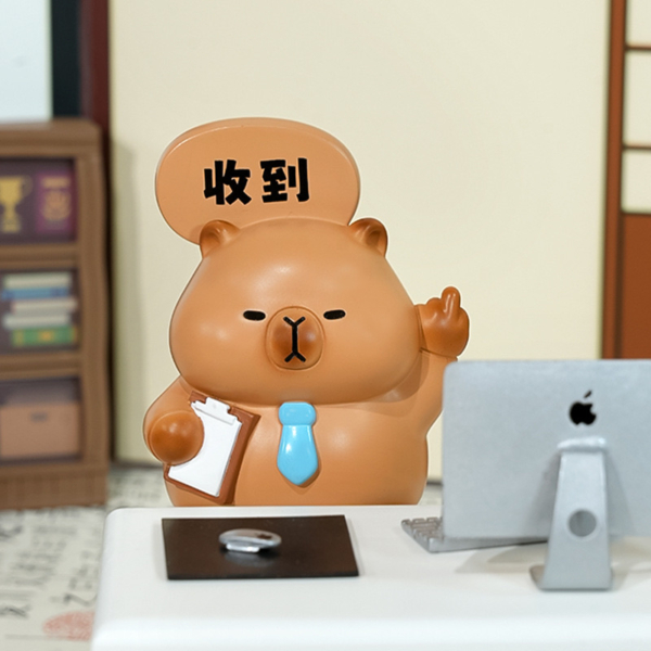 創意打工人卡皮巴拉擺件｜桌面療癒小物｜上班族可愛裝飾公仔禮物